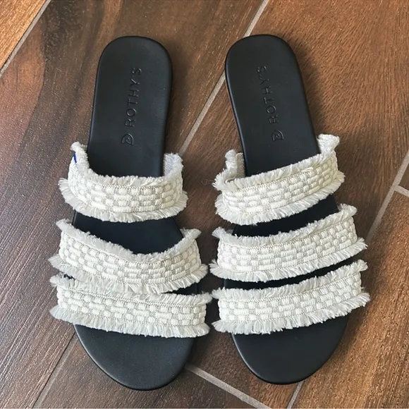 Rothy’s Triple Band Sandal in Seashell 7.5