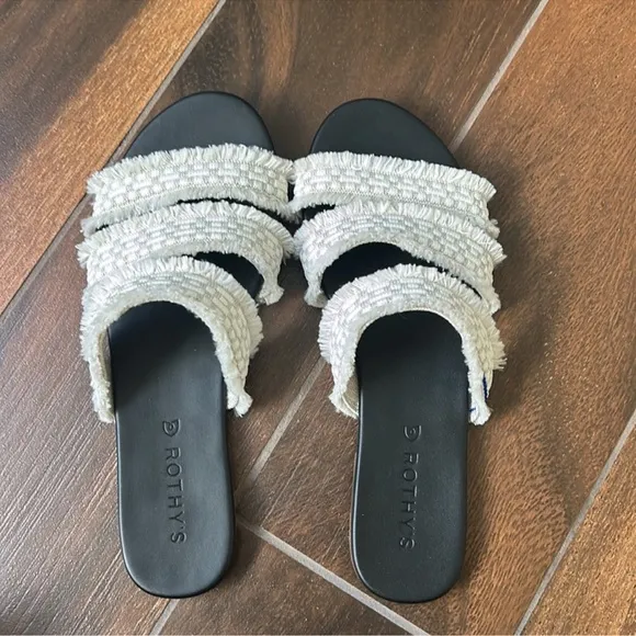 Rothy’s Triple Band Sandal in Seashell 7.5