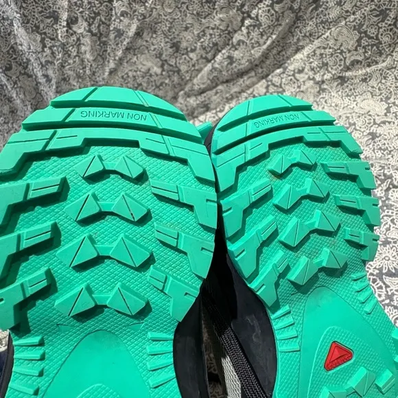 Salomon Kids' Green and Black Hiking Shoes 1