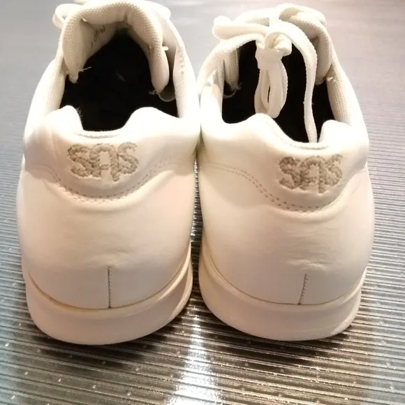 SAS Free Time White Women's Oxford Lace up Shoes B2641489 Size 10.5 W