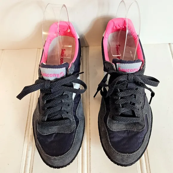 Saucony Sneakers Womens Size 8 Bullet Low Profile Gray Trainers Athleisure Pink