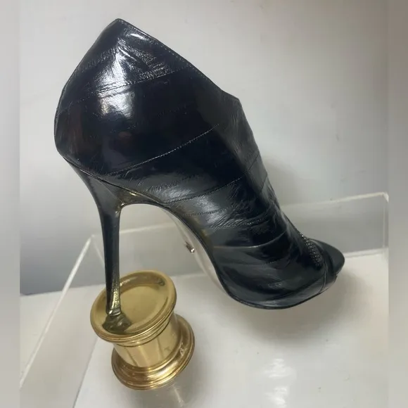SERGIO ROSSI Black Eel skin zip clausure sandals sz 37.5made in italy