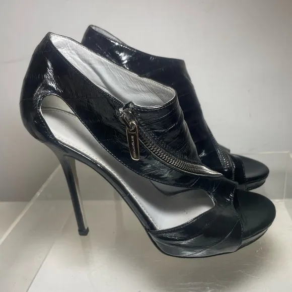 SERGIO ROSSI Black Eel skin zip clausure sandals sz 37.5made in italy