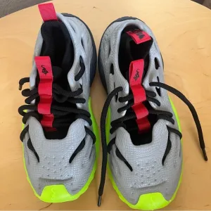 Sia Collective Vulture Foam Turbo Men’s Size 11