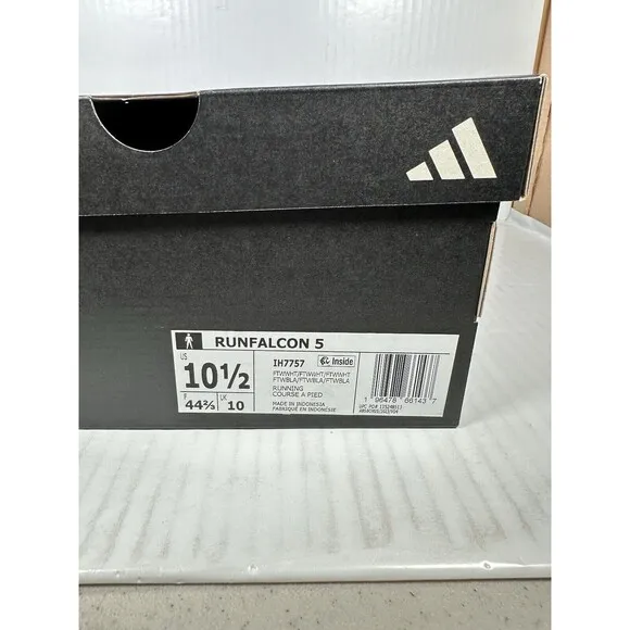 Size 10.5 Men’s adidas Runfalcon 5 Athletic Running Shoes White IH7757 NEW