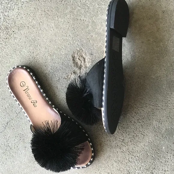 Size 11 Verano Rio Pompon Black Mule Slide In Padded Sandals