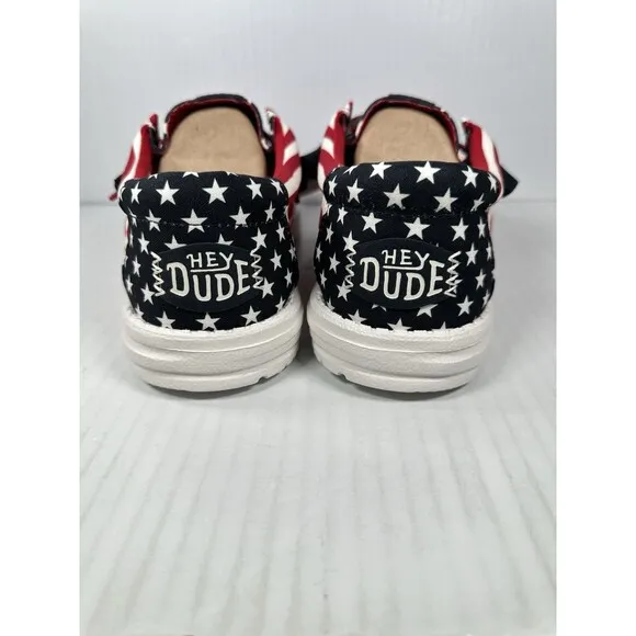 Size 9 Hey Dude Wally Men’s Americana Shoes Sneakers American Flag 40687-9CW