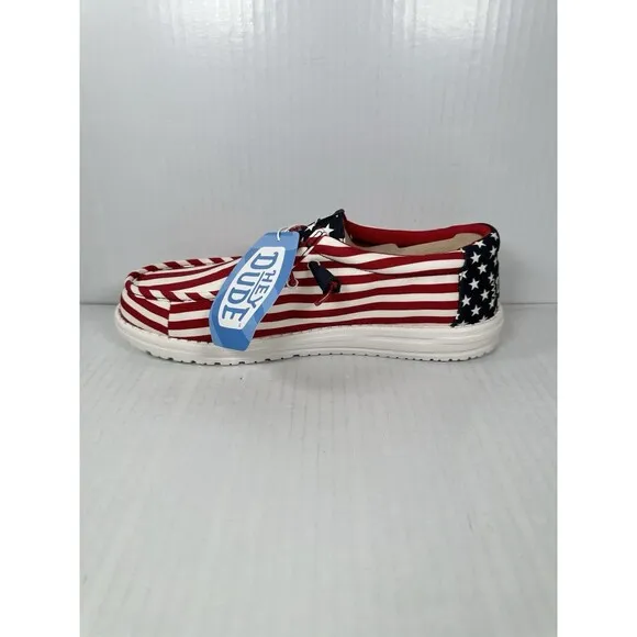 Size 9 Hey Dude Wally Men’s Americana Shoes Sneakers American Flag 40687-9CW