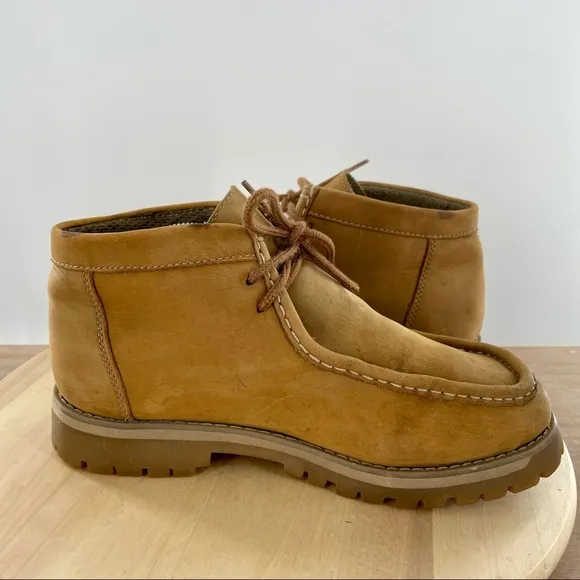 SKECHERS Martyr Shoes size 9 mens, tan