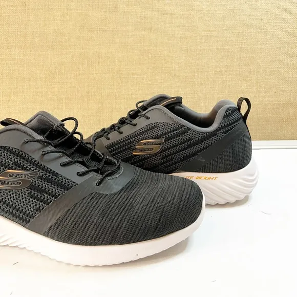 Skechers Men's Bounder Oxford Athletic Shoes 52504 Black size 9.5 Wide Fit