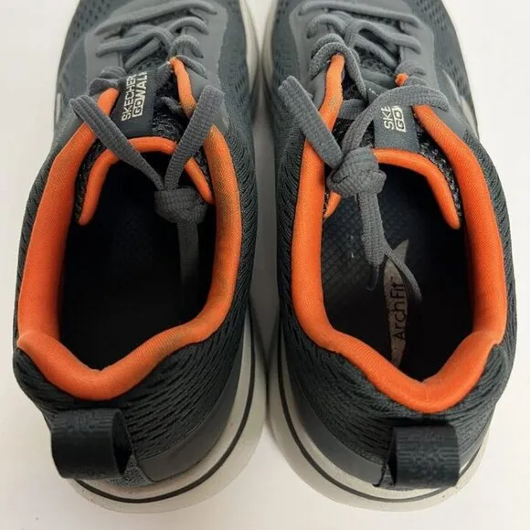 Skechers Men's GoWalk Arch Fit Sneakers Charcoal, Size 9.5 M