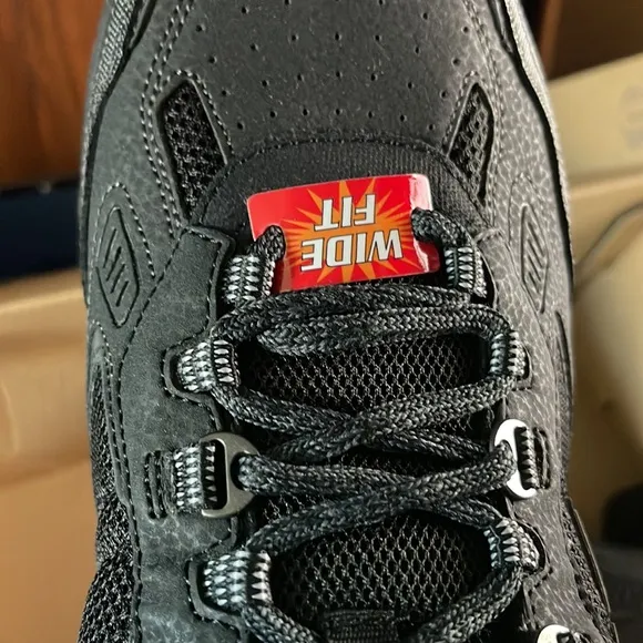 Skechers men's vigor 3.0 good year outsoles wide fit 10