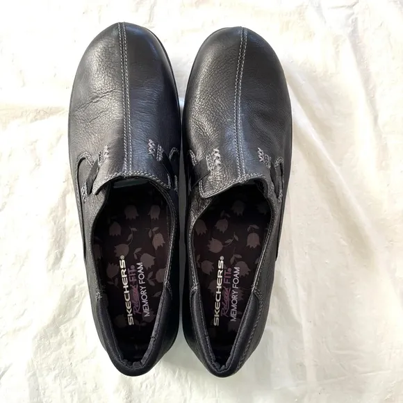 Skechers Washington Ellensburg Black Leather Slip-On Shoes SZ 11 NWOT Relax fit