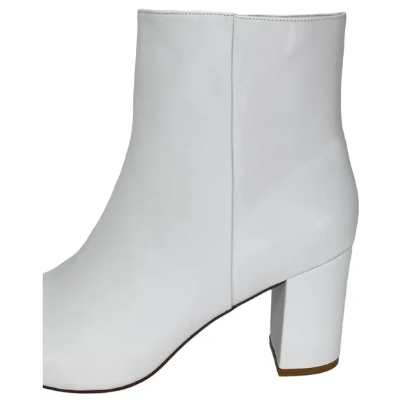 SMASH Shoes Chiku White Faux Leather Womens Ankle Boots Size 12W