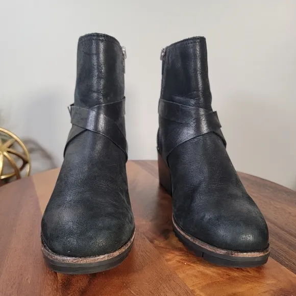Sorel Cate Black Leather Waterproof Moto Boots Size 7.5