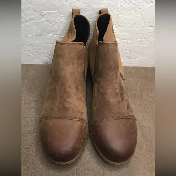 SOREL Evie Pull-On Size 6.5 Velvet Tan Waterproof Leather &amp; Suede Ankle Boots