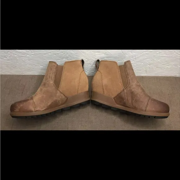 SOREL Evie Pull-On Size 6.5 Velvet Tan Waterproof Leather &amp; Suede Ankle Boots