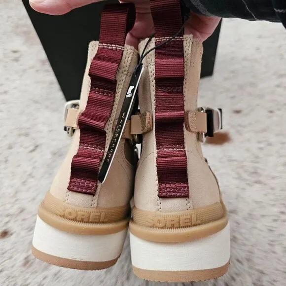 SOREL Hi-Line EQ Women's Waterproof Chelsea Boots in Ceramic Chalk Size 8 NEW