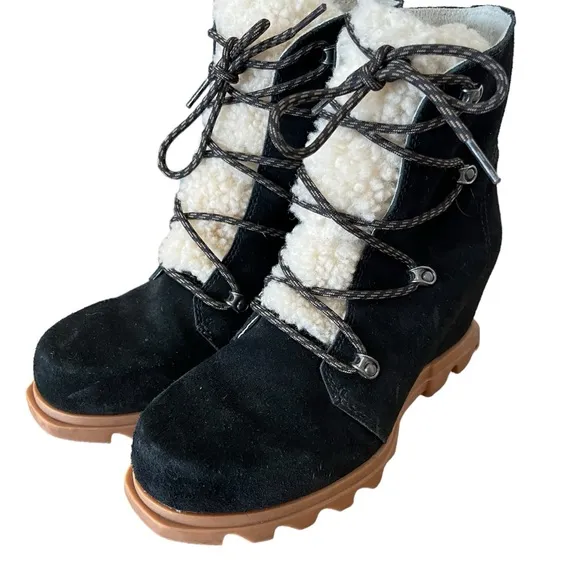 Sorel Joan of Arctic III Lace Cozy Boots in black Shearling waterproof s…