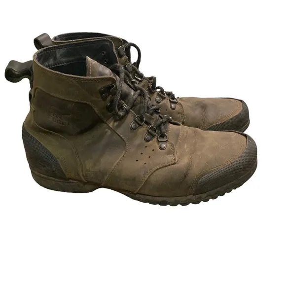 Sorel leather outdoor hiking boots shoes men's size 12 winter trail waterproof
