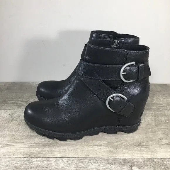 Sorel NL3360 Joan of Arctic Wedge II Waterproof Black Buckle Zip Women Boots 8.5
