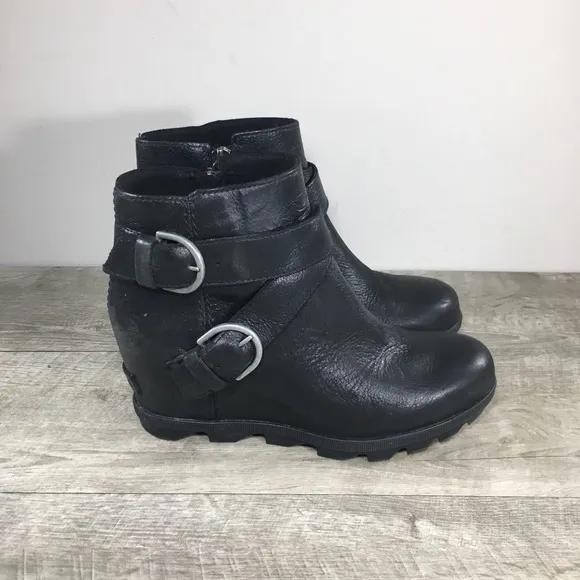 Sorel NL3360 Joan of Arctic Wedge II Waterproof Black Buckle Zip Women Boots 8.5