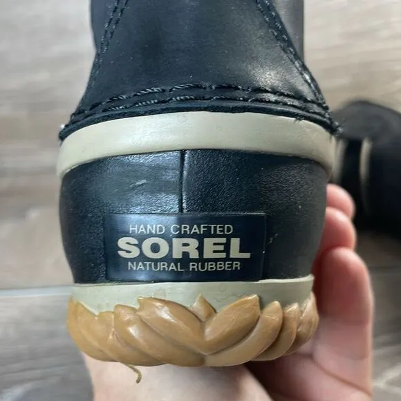 Sorel Out ‘N About Plus Black Nubuck Women’s Sz 7.5 Warm Waterproof Duck Boots