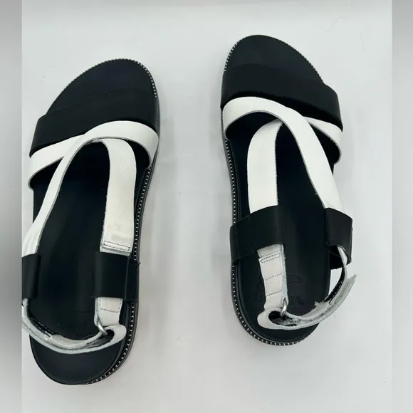 Sorel Roaming Criss Cross Black White Sling backs Sandals Women's Size 10.5