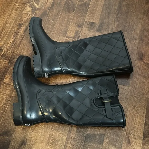 Sperry black fleece lined waterproof top sider, tall, warm rubber boots, 6