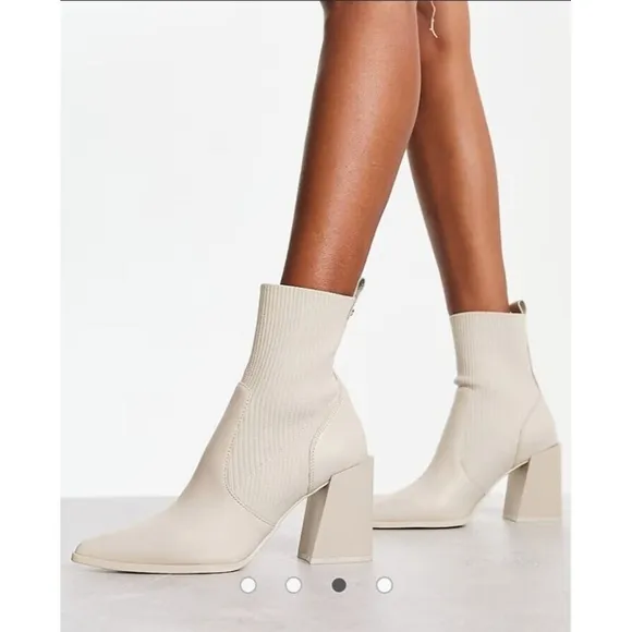 Steve Madden Womens Tackle Ivory Ankle Boots Shoes 11 Medium