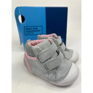 Stride Rite Milo Silver Shoes Size 4 XW