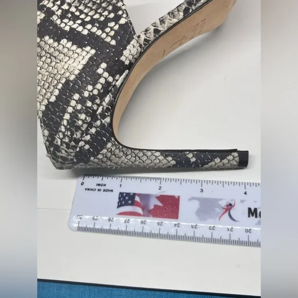 Stuart Weitzman Myslide Mules Snake Stiletto Sandals Pumps EUC US Womens Sz 8.5