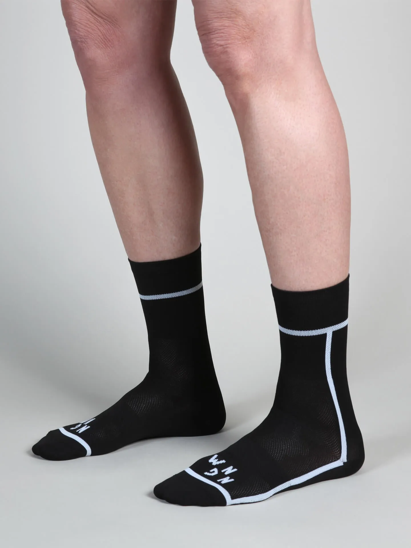T-section Air Socks Long - Black