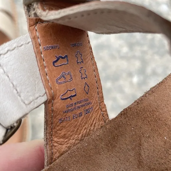 Taos Leather Sideways Sandals