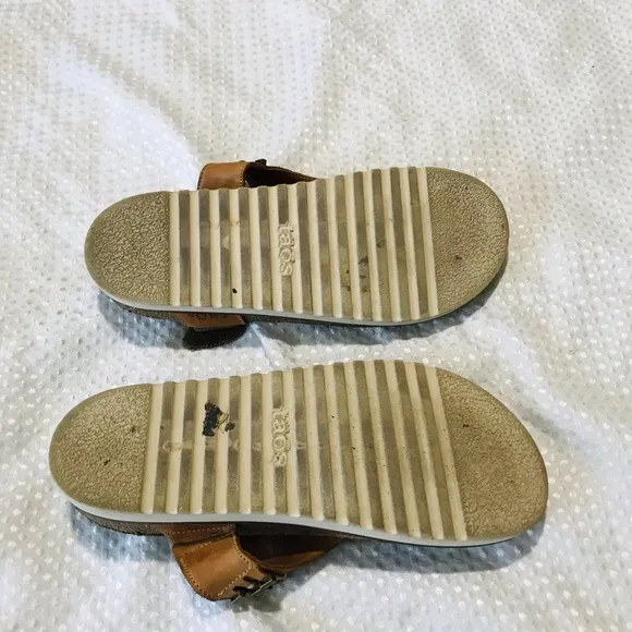 Taos sandals