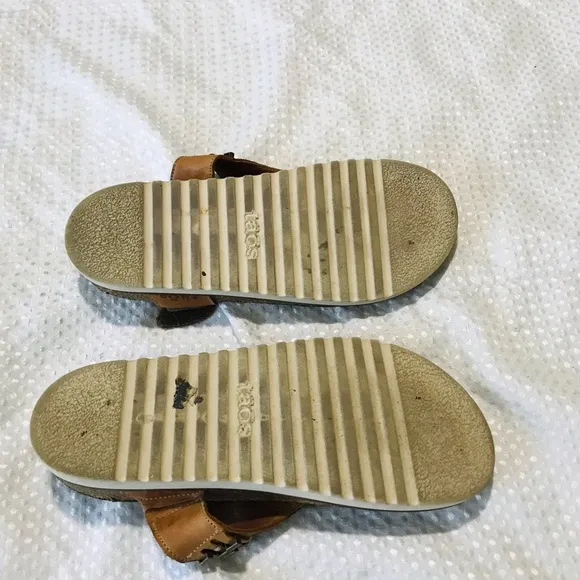 Taos sandals