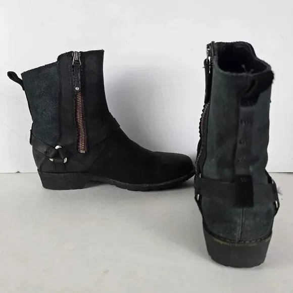 Teva De La Vina Dos Black Boots with Buckle Detail Size 7 1/2