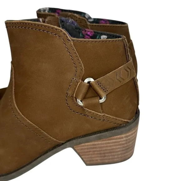 Teva Foxy Nubuck Brushed Leather Ankle Boots NWOT Size 7
