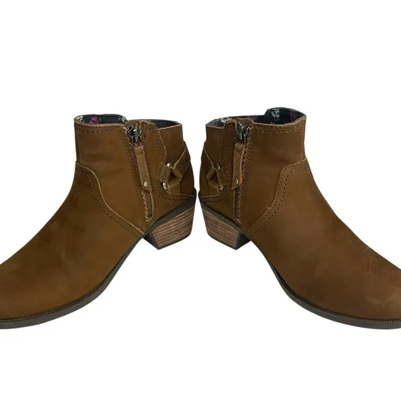 Teva Foxy Nubuck Brushed Leather Ankle Boots NWOT Size 7