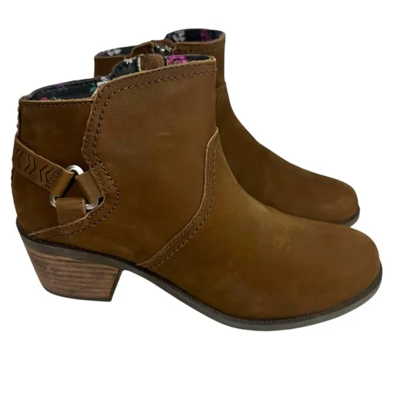 Teva Foxy Nubuck Brushed Leather Ankle Boots NWOT Size 7
