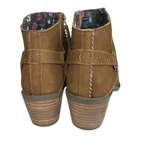 Teva Foxy Nubuck Brushed Leather Ankle Boots NWOT Size 7