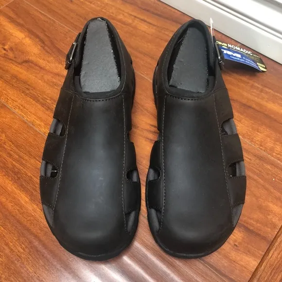 Teva leather sandals men fisherman sandals NWT