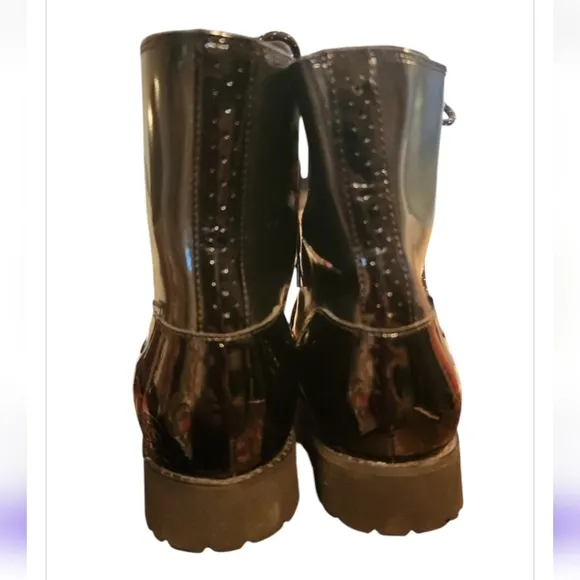 The North Face Women Ballard Rain Boots size 8 patent leather gorpcore hike camp