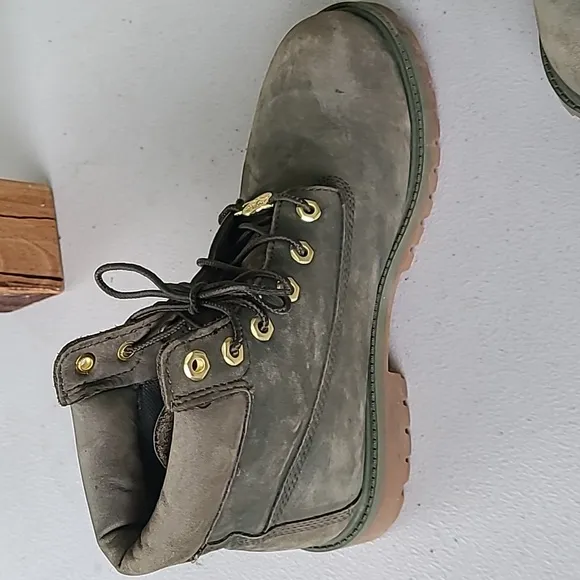 Timberland ReBOTL Boots Boy's Classic 6-Inch Waterproof Green Nubuck Suede