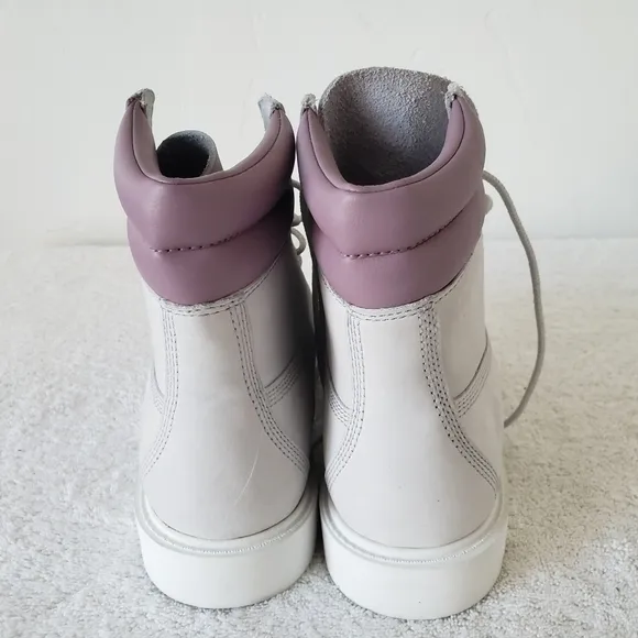 Timberland  waterproof leather women's  boots size 9,5