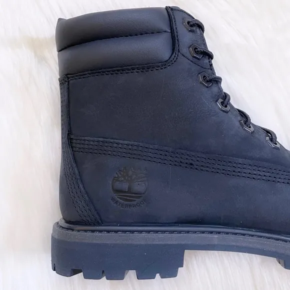 Timberland Women’s Waterville 6” Waterproof Navy Boots