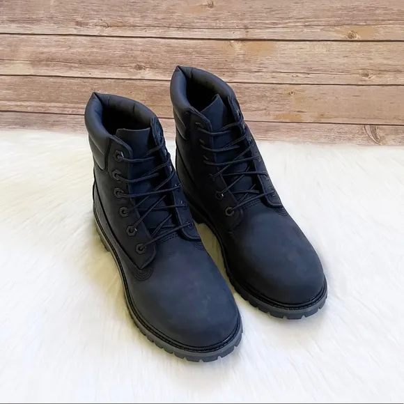 Timberland Women’s Waterville 6” Waterproof Navy Boots