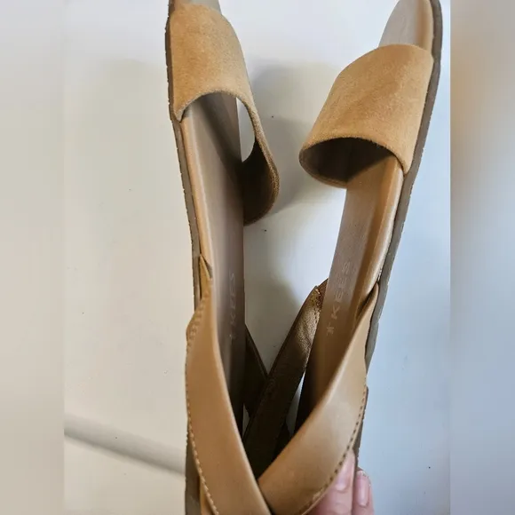 TKEES Women's Tan Sandals Uk40 US 9 NWOT