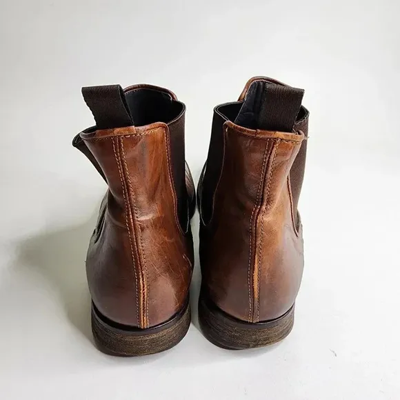 To Boot New York Beckham Chelsea Boots Size 8.5 Brown Leather