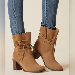 Toms Mila Ankle Booties. NWT. Sz 10